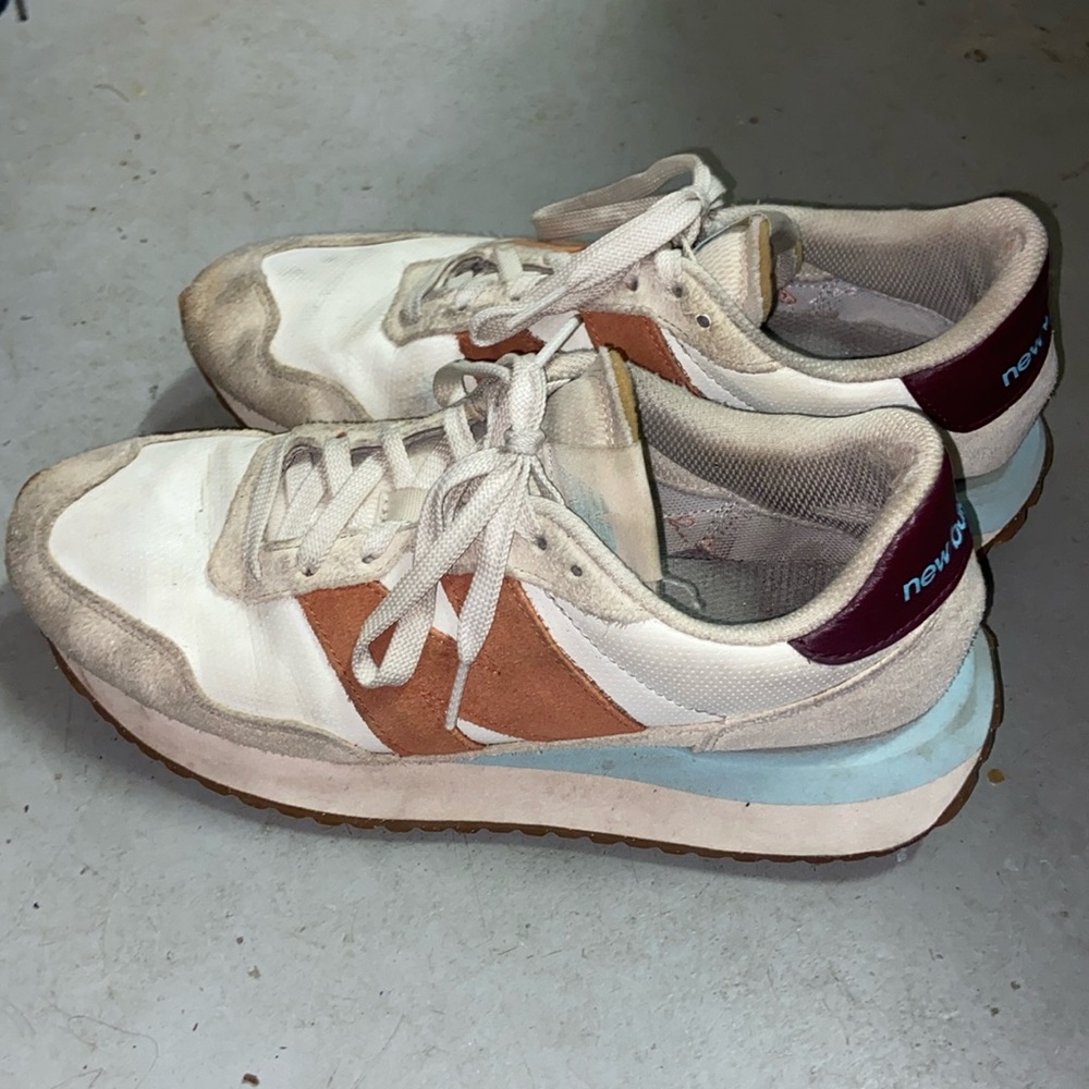 NB shoes 237